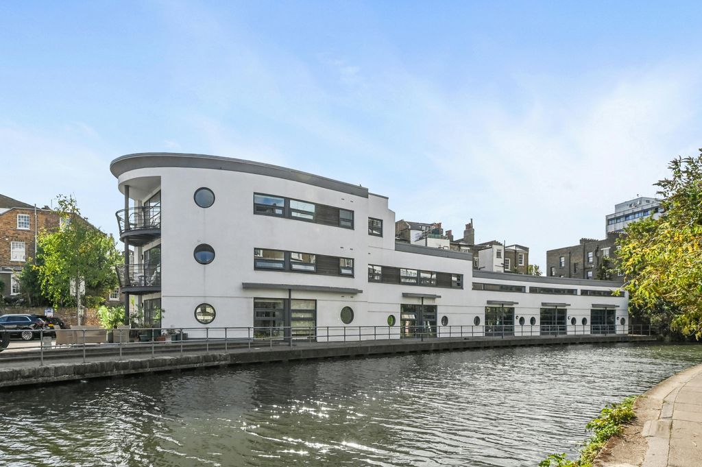 Property photo 1 of 13 MD-Pil-1Lawfordswharf-1.Jpg
