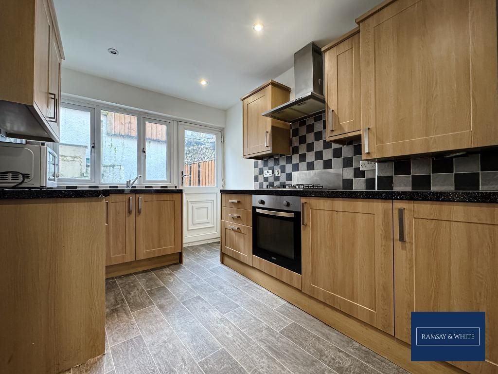 Property photo 3 of 9 Photo 3