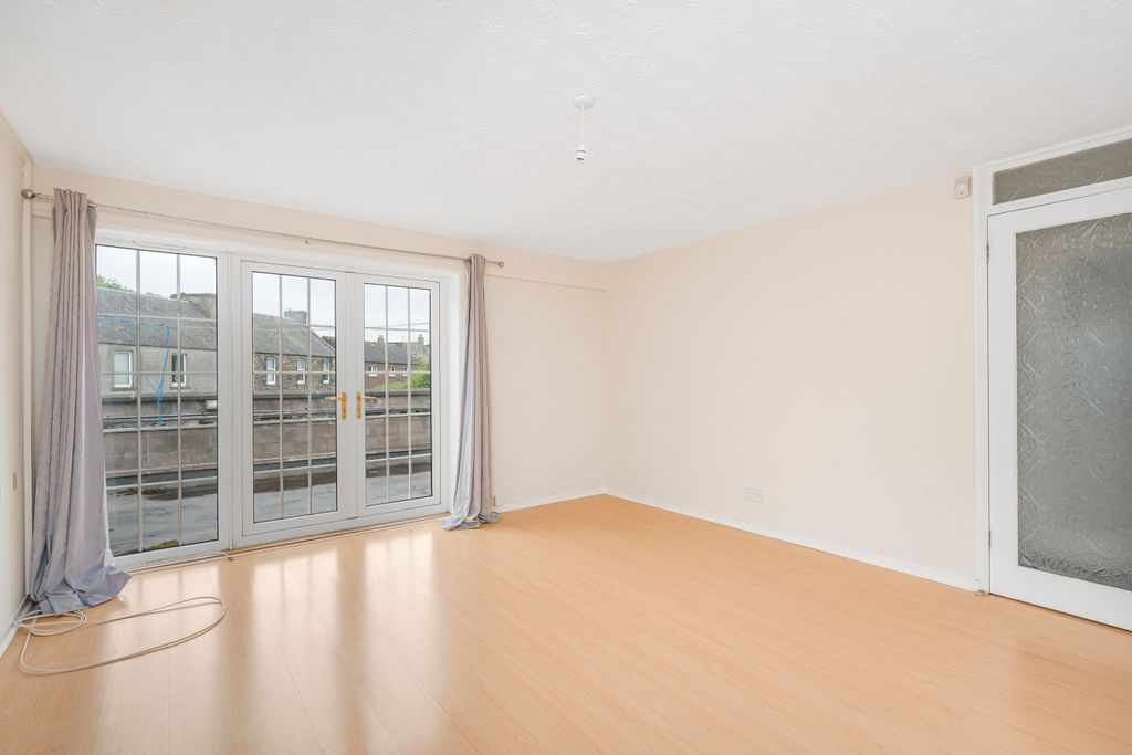 Property photo 2 of 14 03 - 20 Union Square, West Calder, Eh55 8Ey