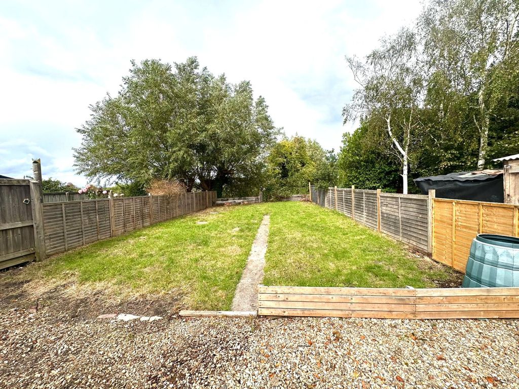 Property photo 2 of 25 Picture No. 27