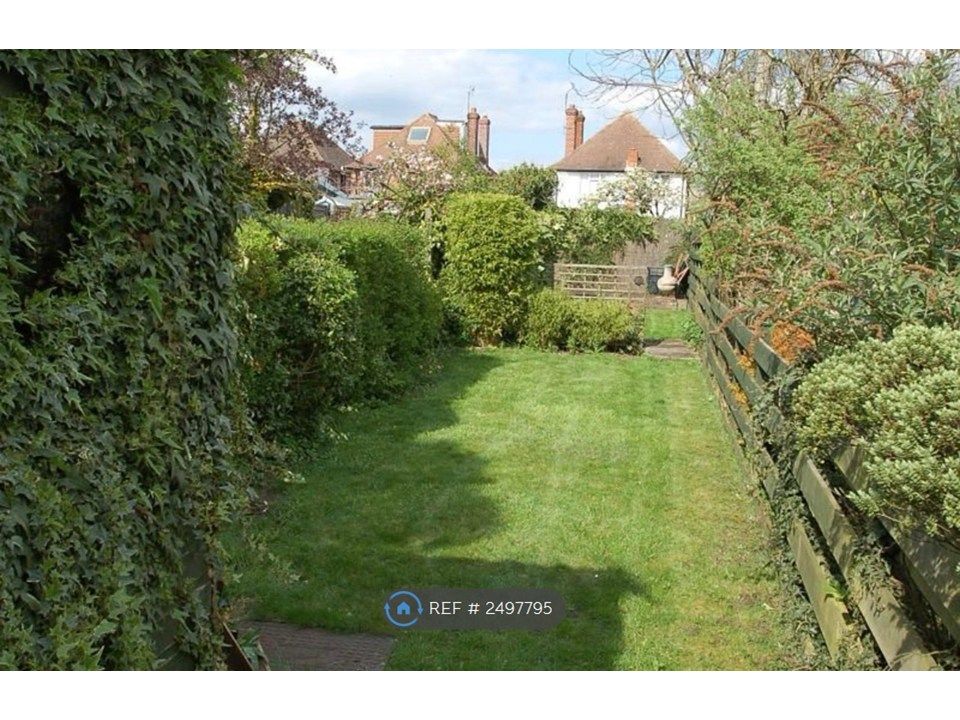 Property photo 2 of 11