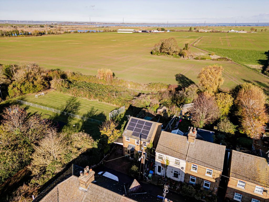 Property photo 2 of 23 Location (1)