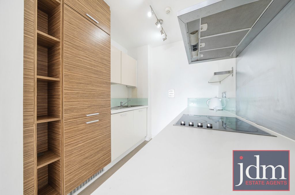 Property photo 3 of 9 Cf35032A-1B7B-445...