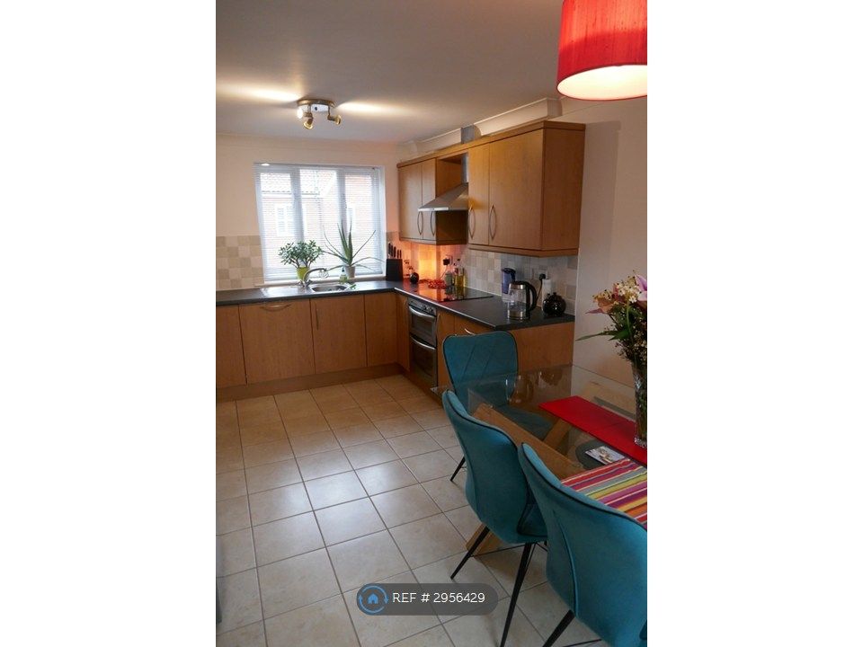 Property photo 2 of 13 Kitchen / Diner