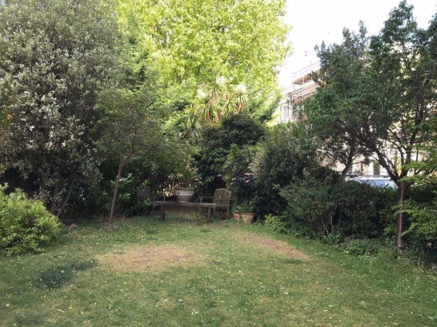 Property photo 3 of 5 Garden