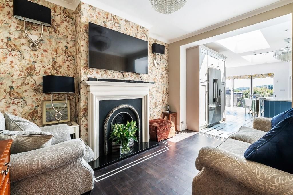 Property photo 3 of 23 63-Parkway-2.Jpg