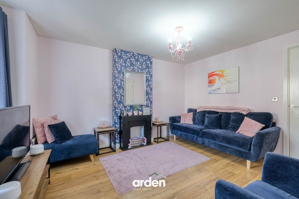 Property photo 2 of 16