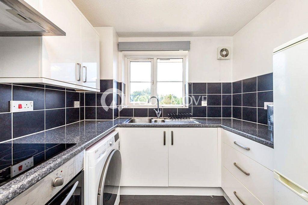 Property photo 2 of 8 Photography