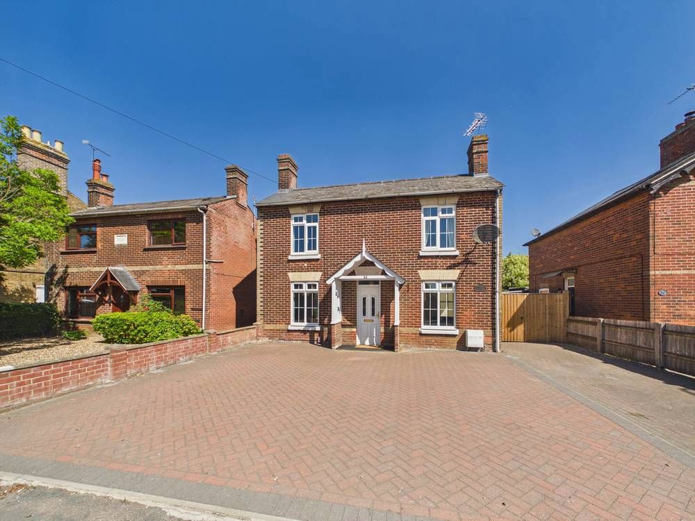Property photo 1 of 16 Giraffe360-Still009