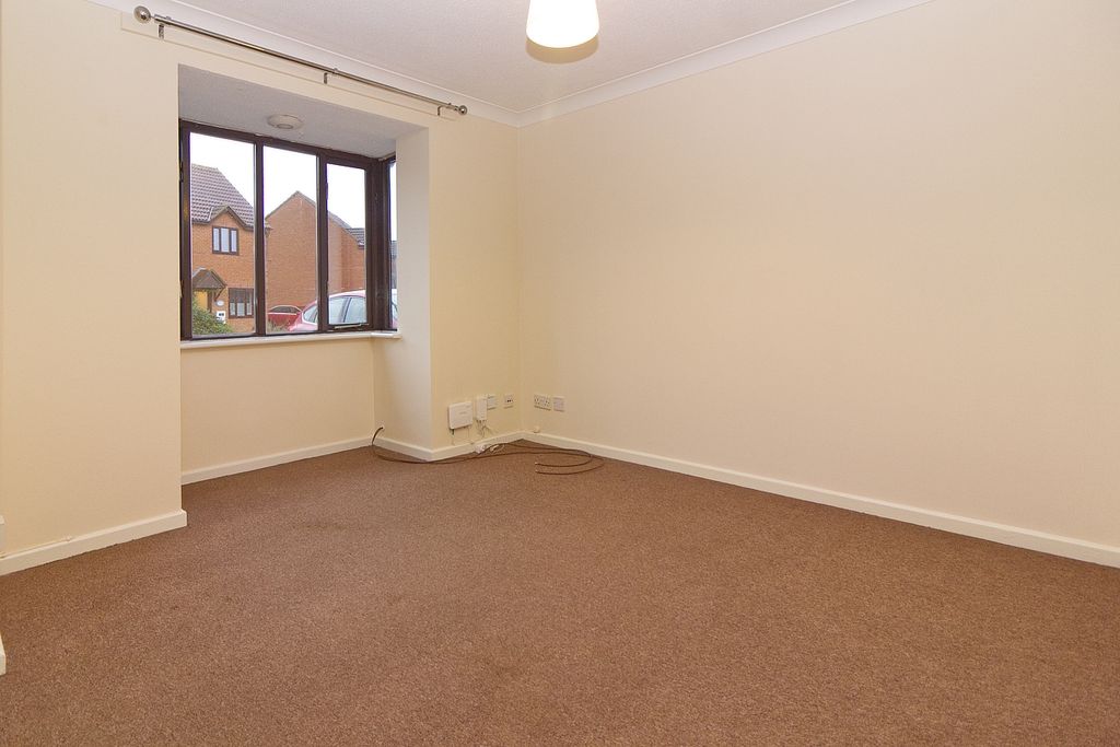 Property photo 3 of 8