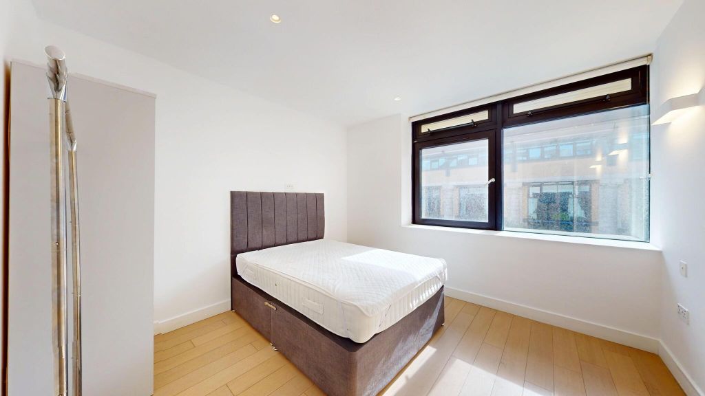 Property photo 3 of 22 Bedroom
