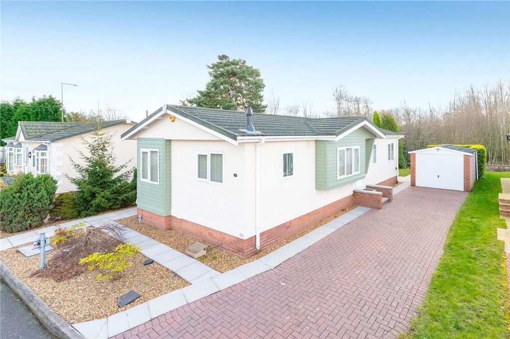 Property photo 1 of 28 Picture No. 26