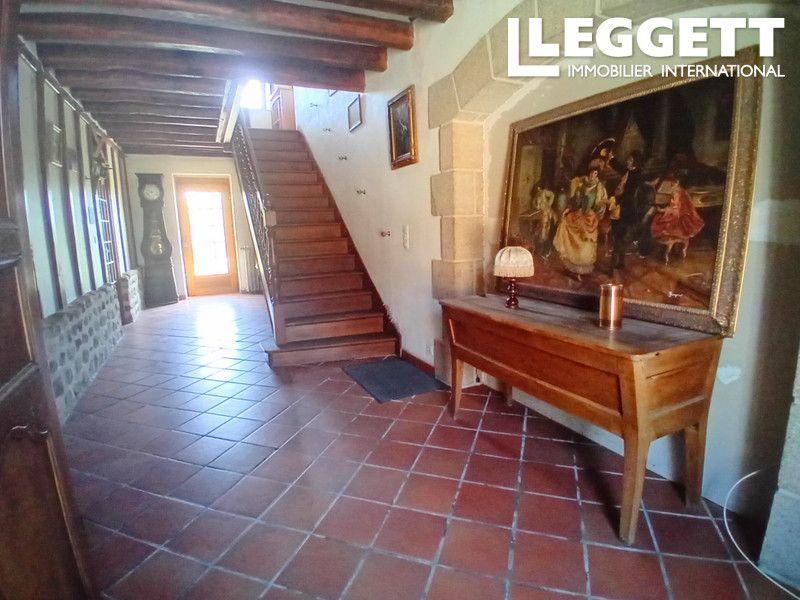 Property photo 3 of 10