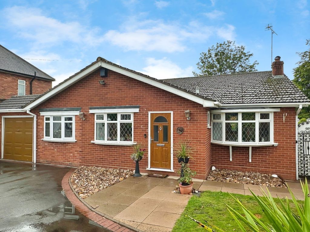 Property photo 2 of 28
