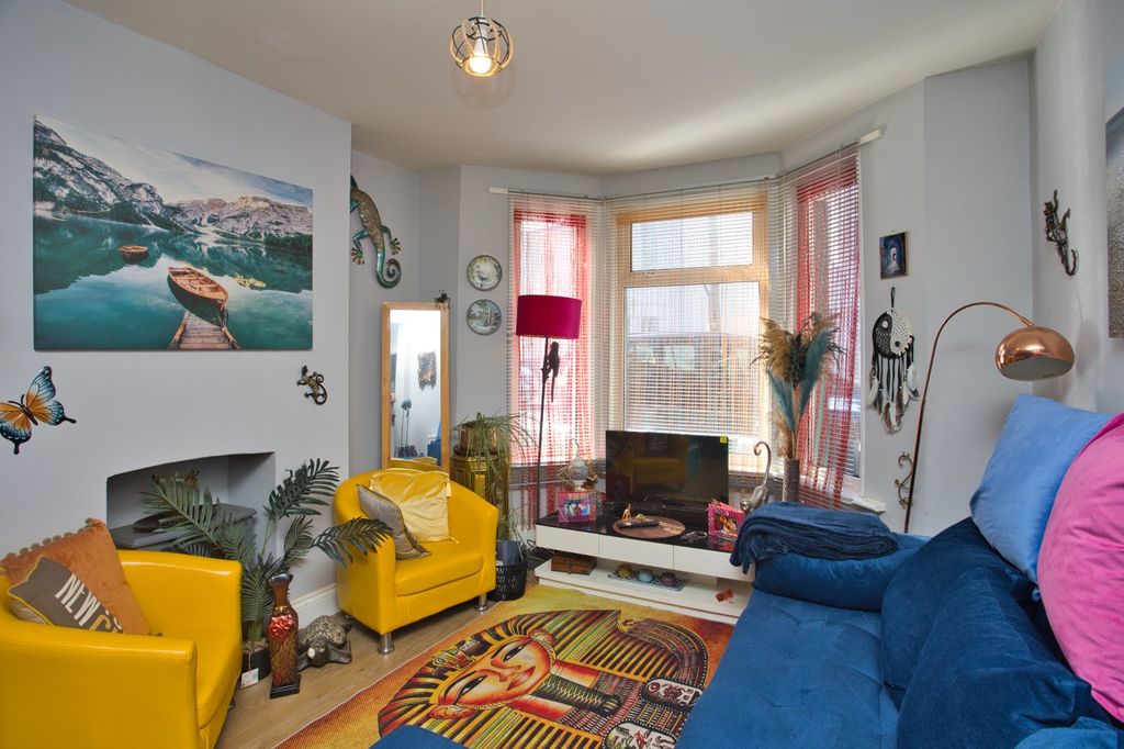 Property photo 2 of 13 Picture No. 09