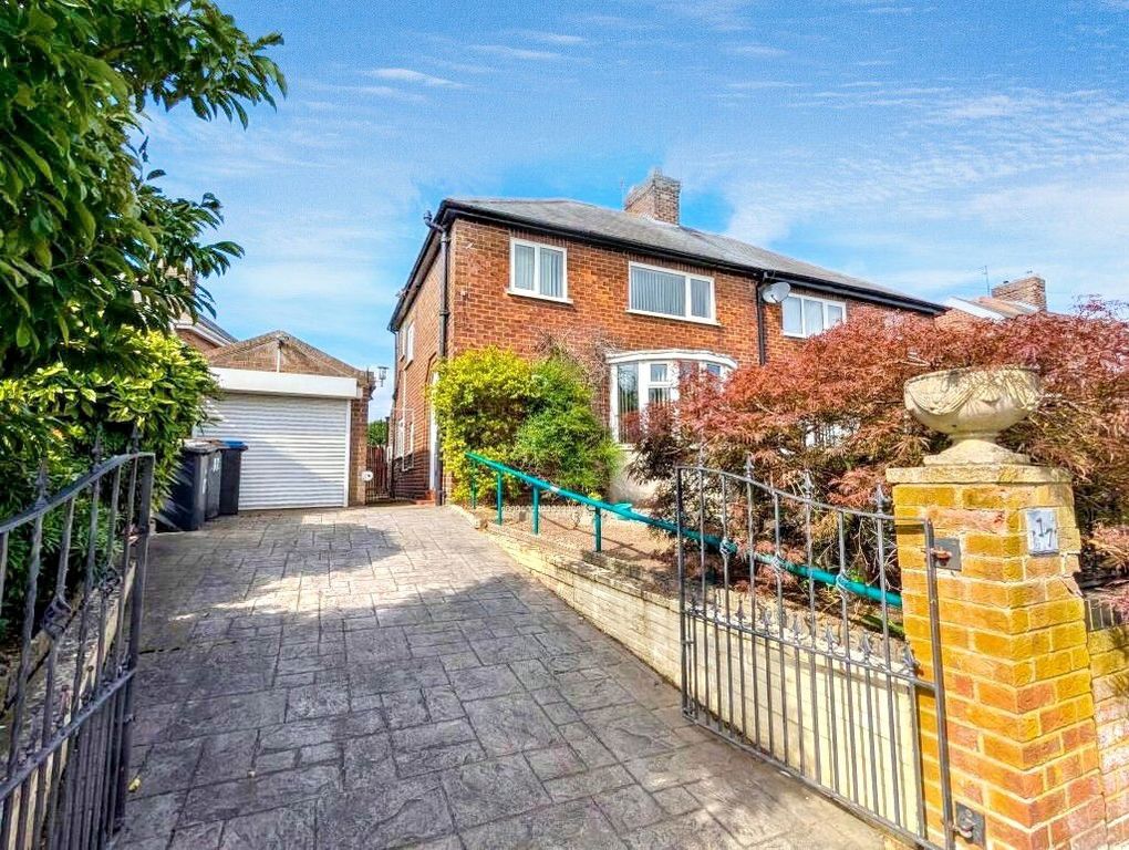 Property photo 1 of 19