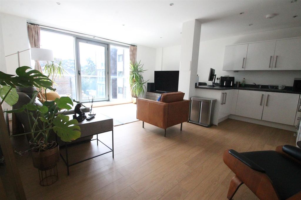 Property photo 2 of 9 Img_0524.Jpg