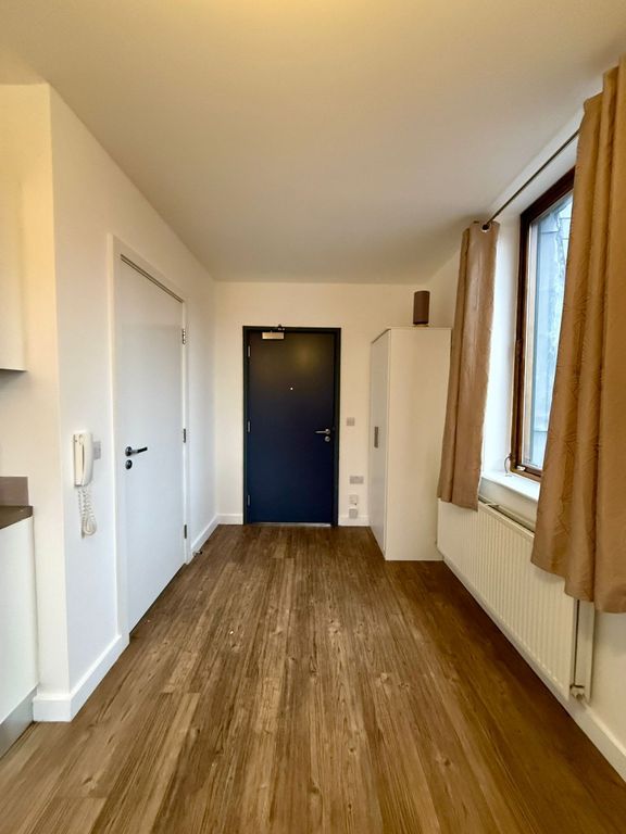 Property photo 3 of 7