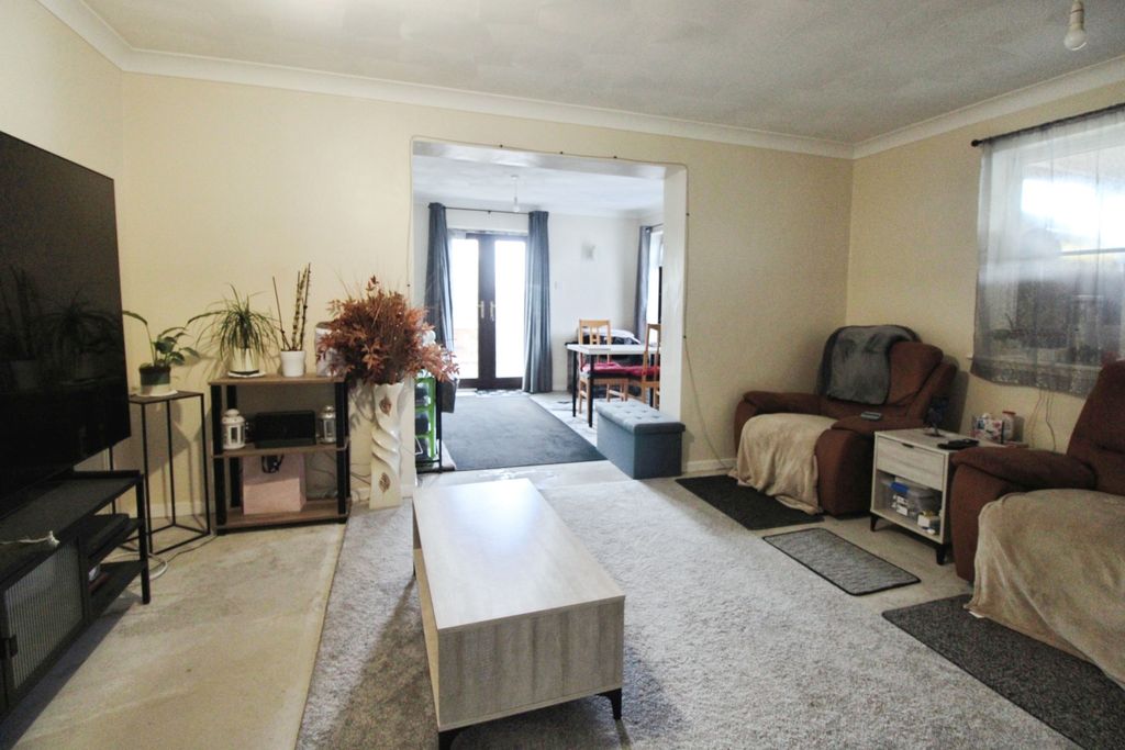 Property photo 3 of 15 Photo #3