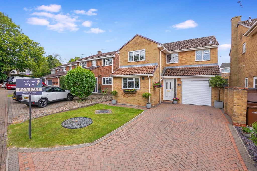 Property photo 1 of 31