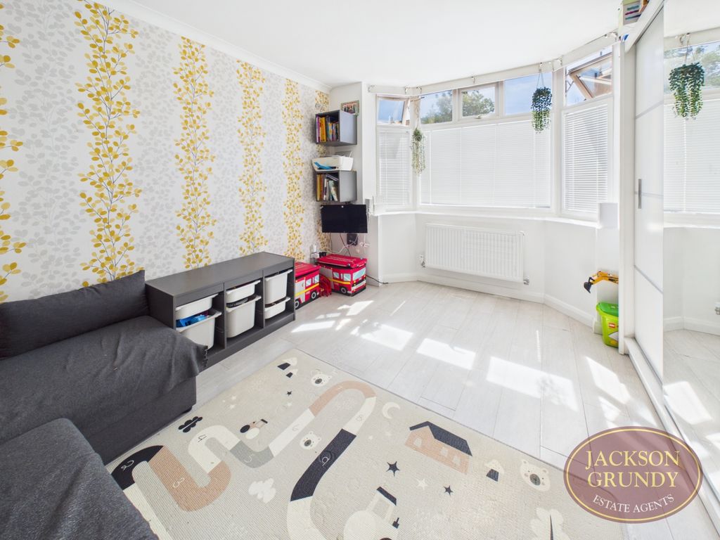 Property photo 3 of 13 St Andrews Road