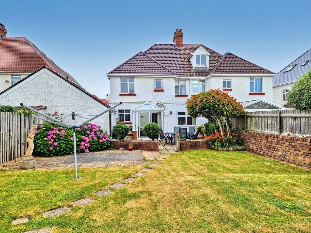 Property photo 3 of 31