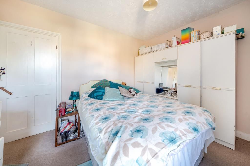 Property photo 3 of 14 Kitchen