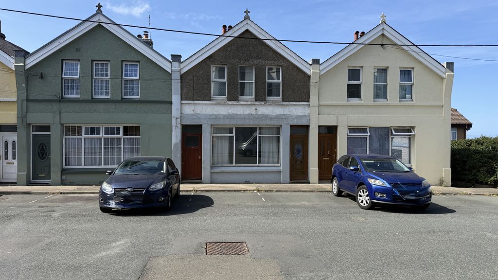 Property photo 1 of 1
