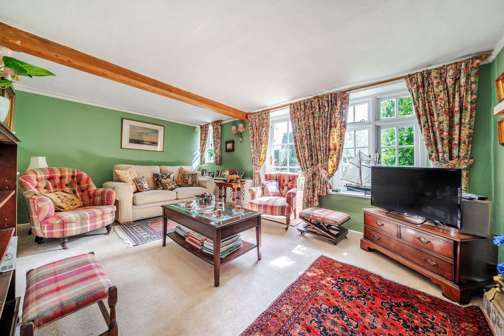 Property photo 2 of 29 Living Room