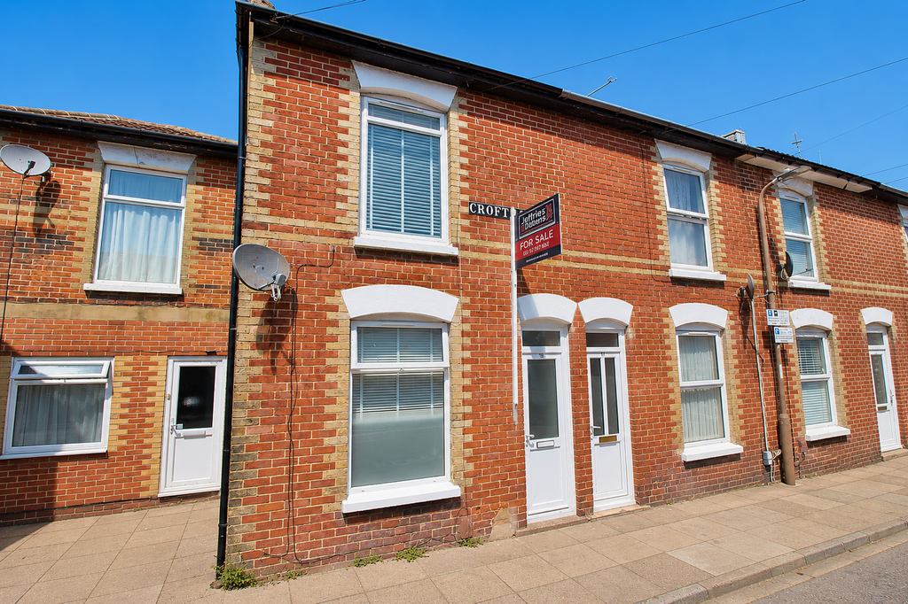 Property photo 1 of 11