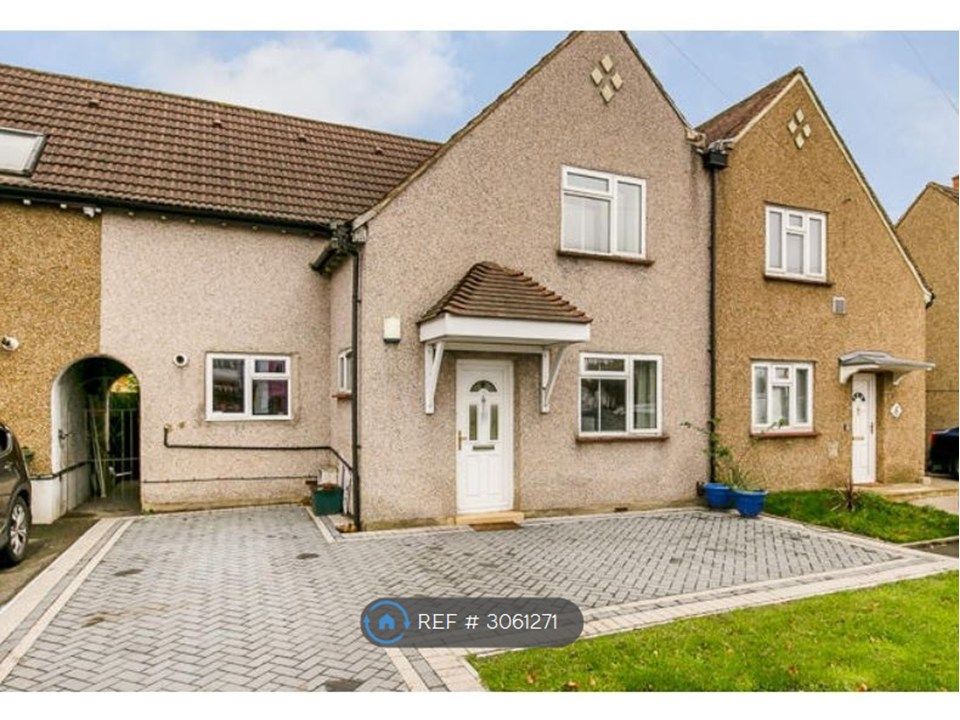 Property photo 1 of 12