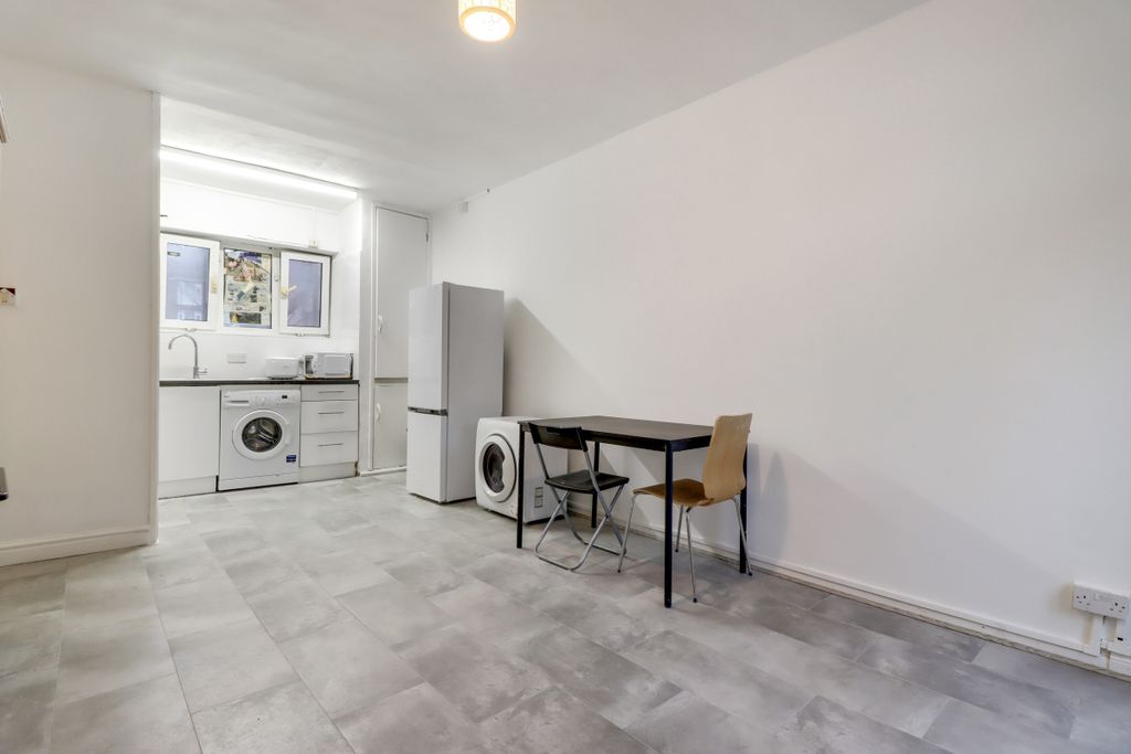 Property photo 2 of 12 Img_2770_9_Original