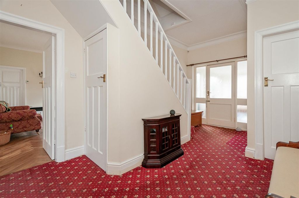 Additional image 9 of 4 bed detached house for saleHook Road, Goole DN14