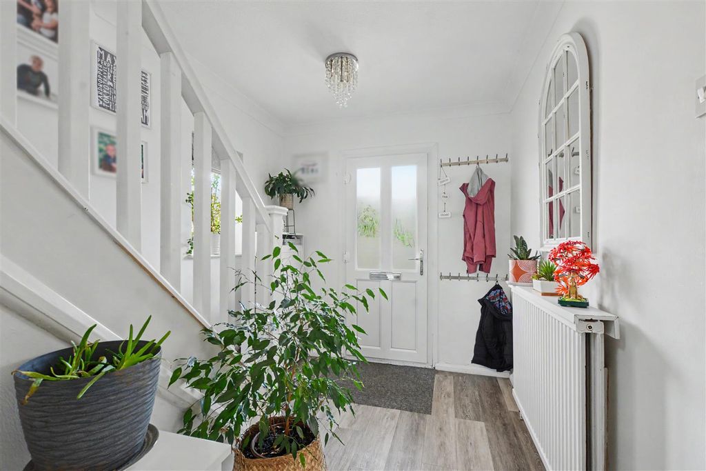 Property photo 3 of 42 Entrance Hall_2.Jpeg