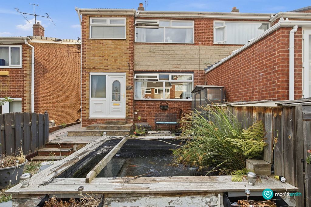 Property photo 1 of 21