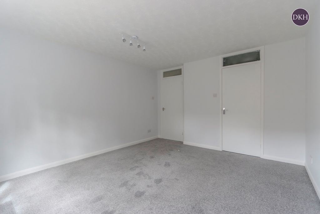 Property photo 2 of 10 Picture No. 04