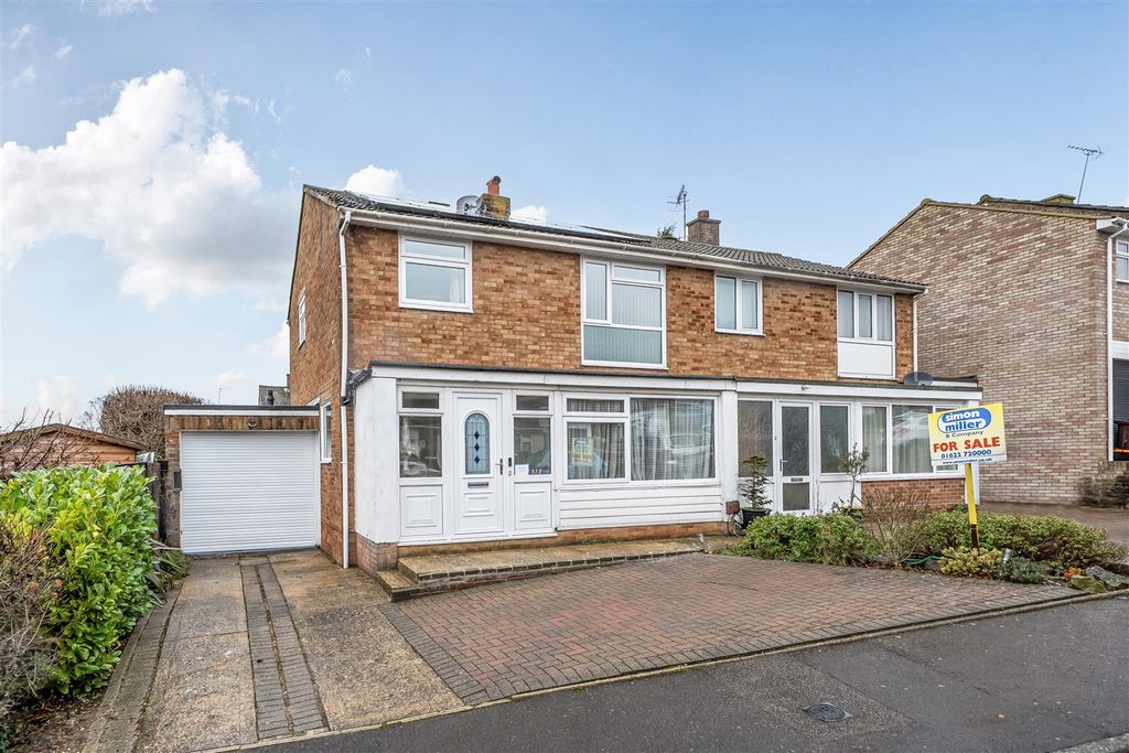 Property photo 1 of 25 1396487-12-69611Ff7131F1.Jpg