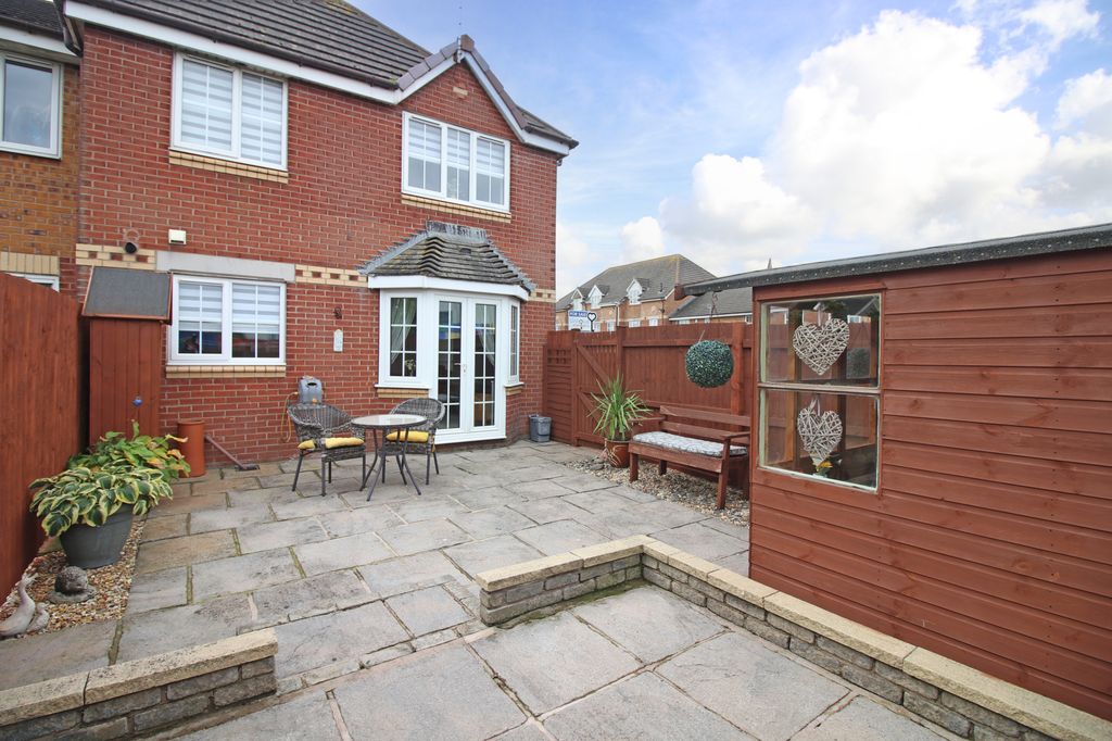Property photo 1 of 23