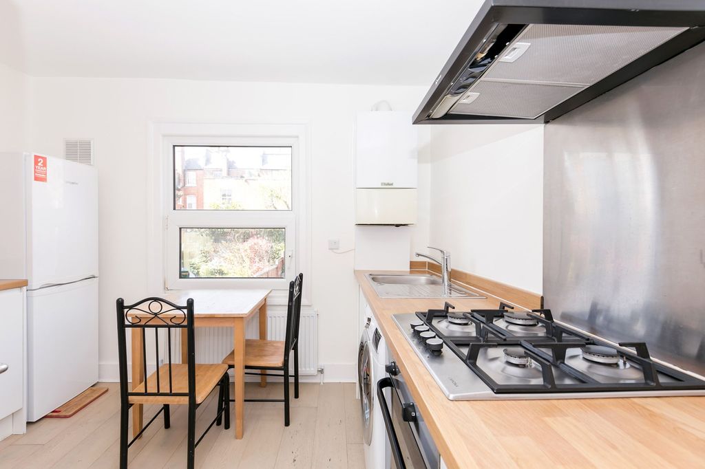 Property photo 3 of 9