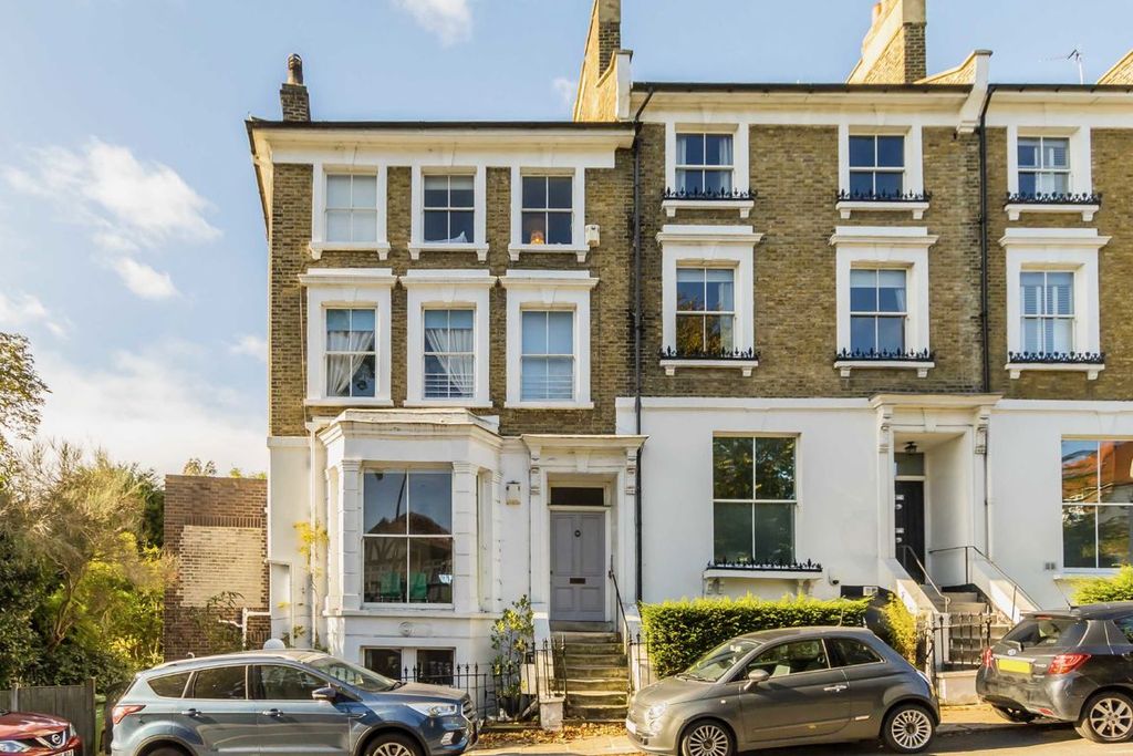 Property photo 1 of 5