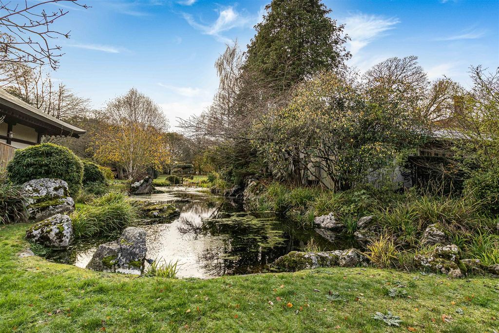 Property photo 3 of 17 6_67091.Jpg