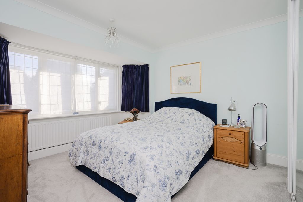 Property photo 2 of 17 Picture No. 10