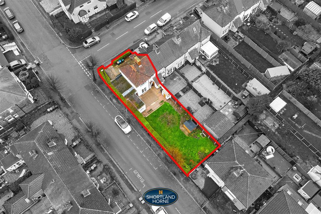 Property photo 2 of 27 27 Bathurst Rd (5 Of 29).Jpg