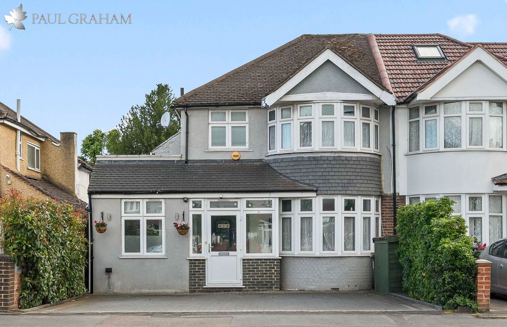 Property photo 1 of 30