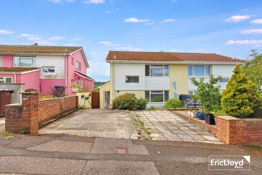 Property photo 1 of 19 Photo 14