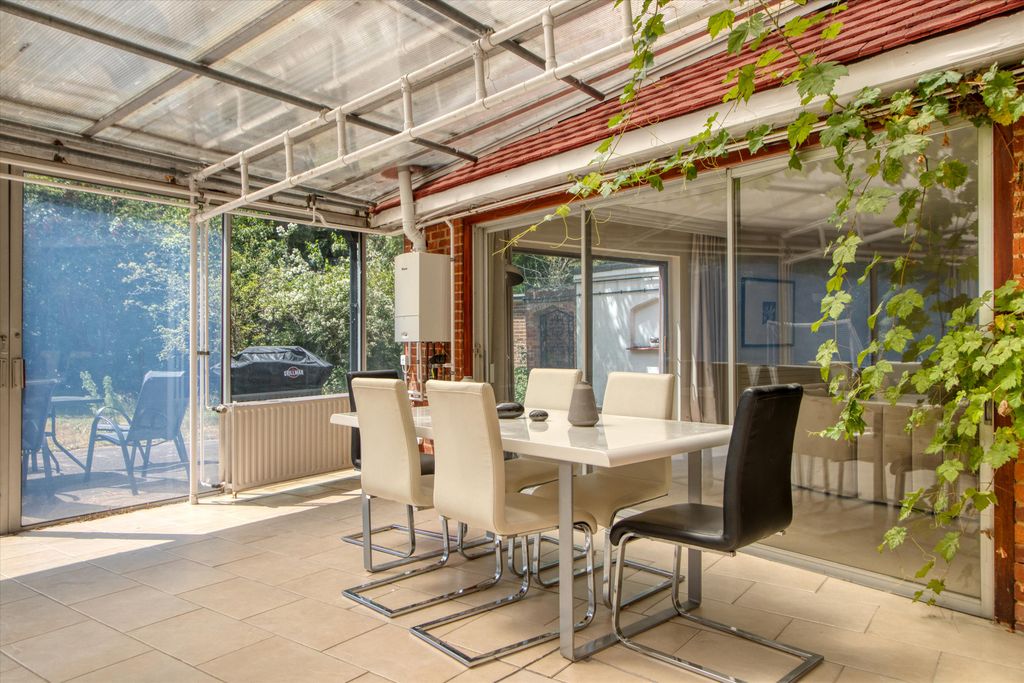 Property photo 2 of 14 Image