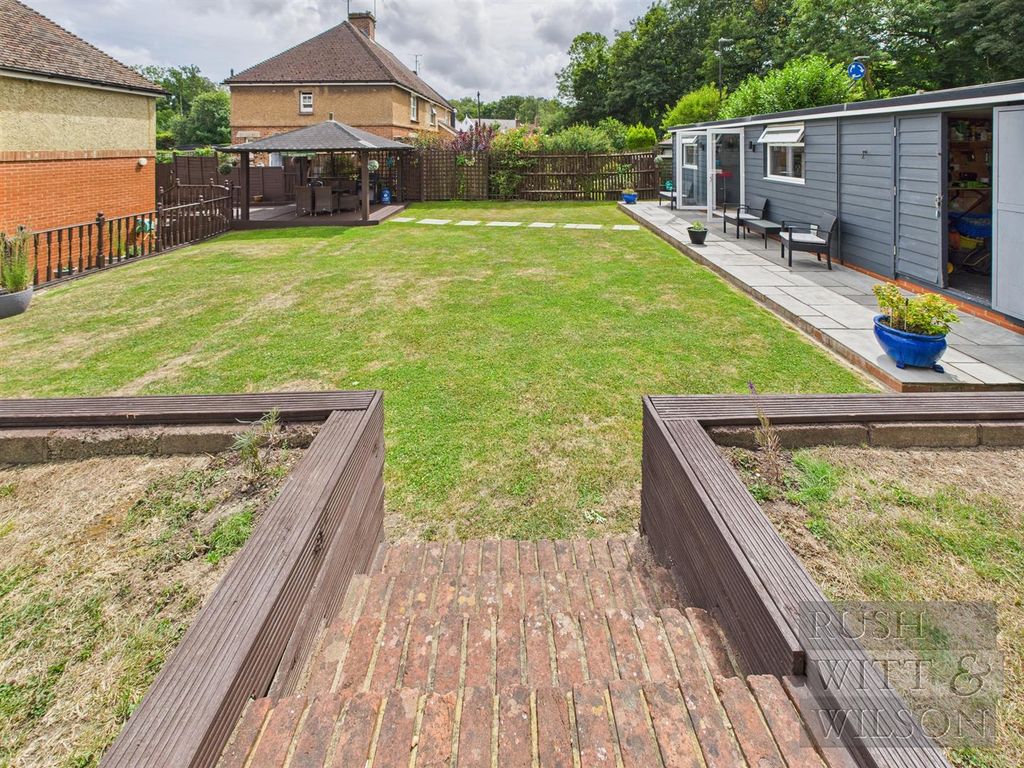 Property photo 2 of 31