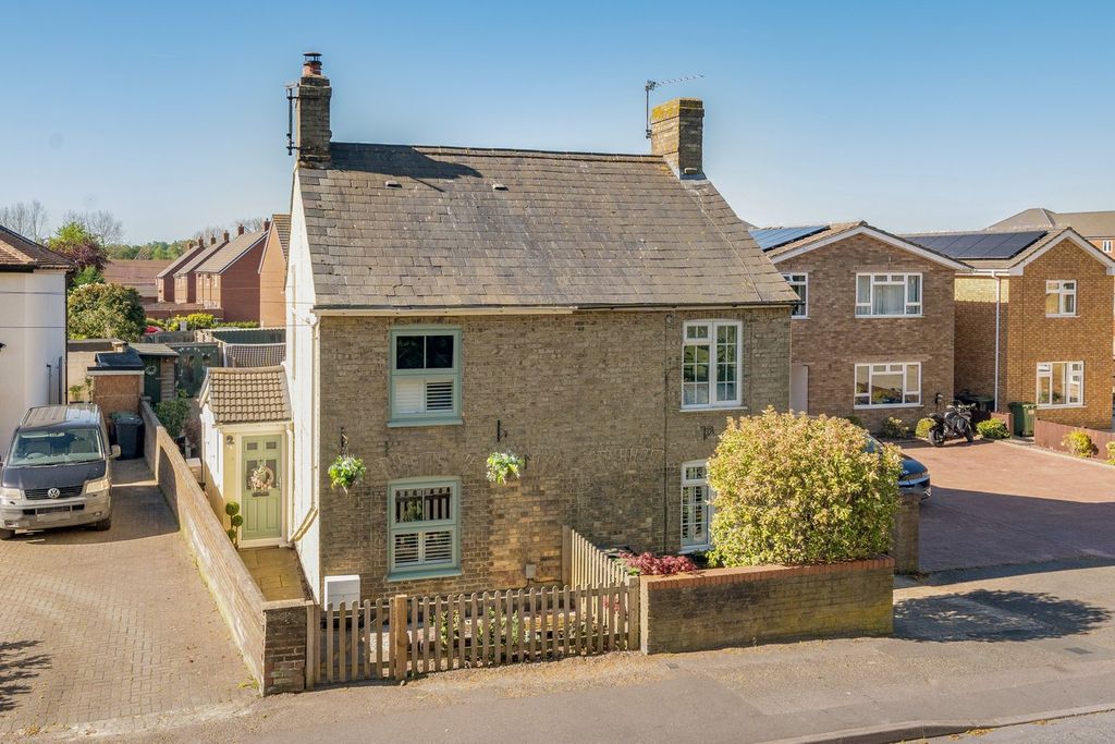 Property photo 1 of 23