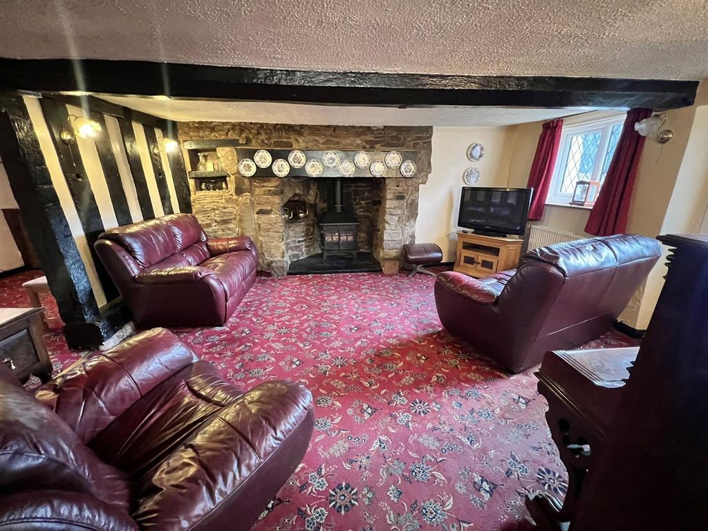 Property photo 2 of 15