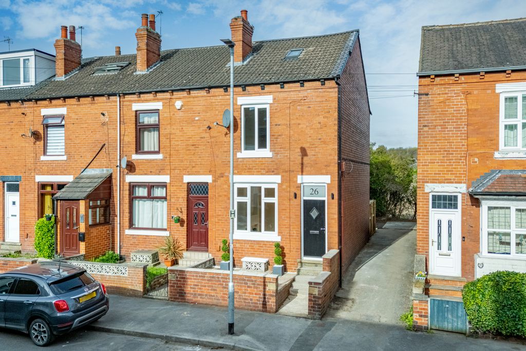 Property photo 1 of 18 3 Bedroom End Terrace For Sale